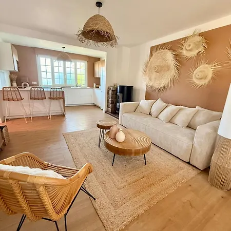 בית נופש Les Saujes, Maison 7 Pers, Jardin Plein Sud, Parking,