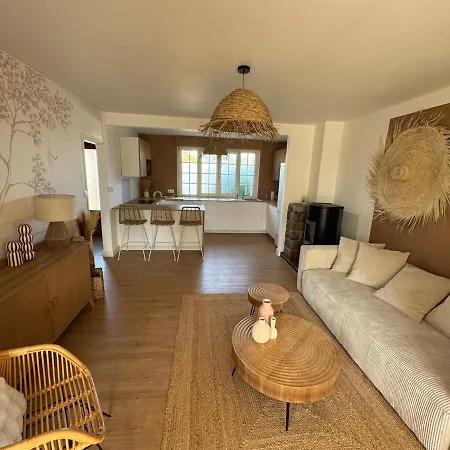 בית נופש Les Saujes, Maison 7 Pers, Jardin Plein Sud, Parking, וימרה